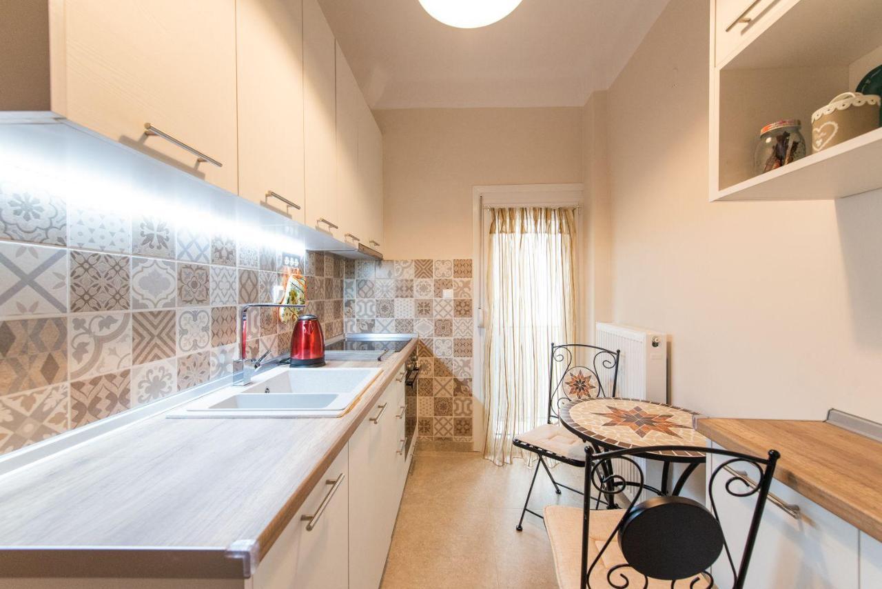 Apricot By Halu! Cozy Apt Next To Agia Sophia Metro Station Thessaloníki Eksteriør bilde